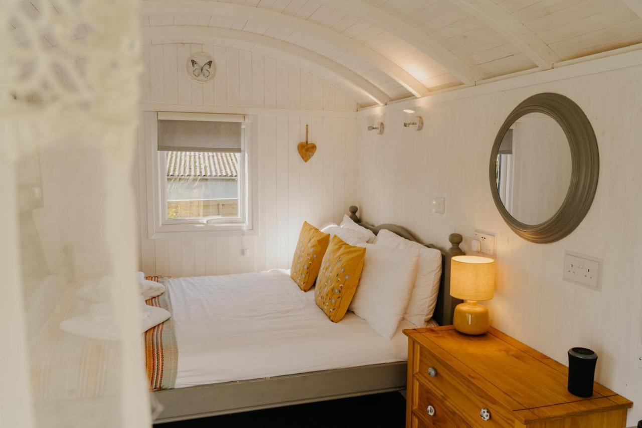 Little England Retreats - Cottage, Yurt And Shepherd Huts Othery Luaran gambar