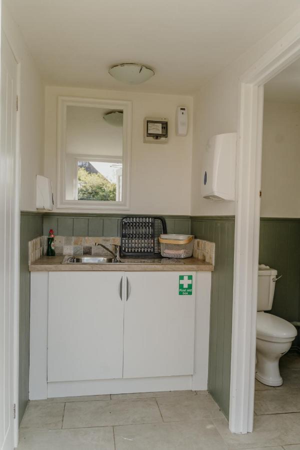 Little England Retreats - Cottage, Yurt And Shepherd Huts Othery Luaran gambar