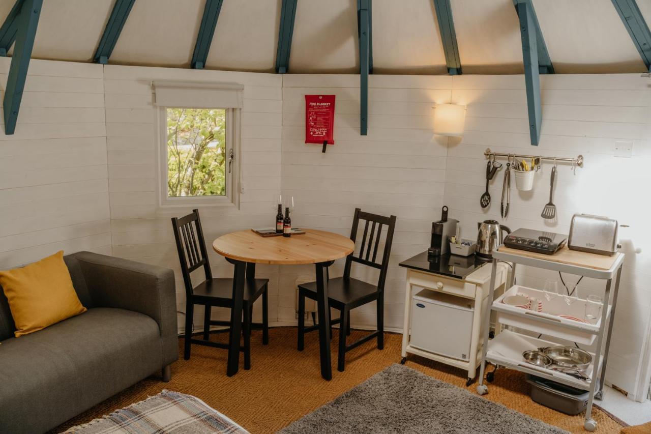 Little England Retreats - Cottage, Yurt And Shepherd Huts Othery Luaran gambar
